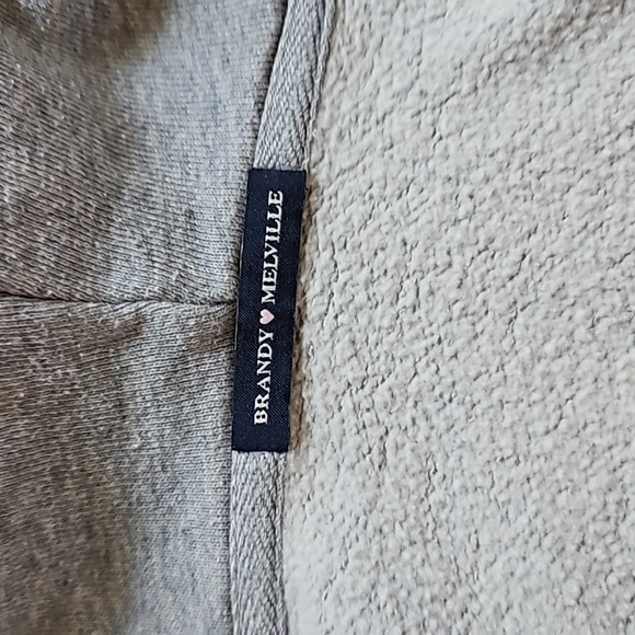 Brandy Melville Hoodie - Picture 3 of 6